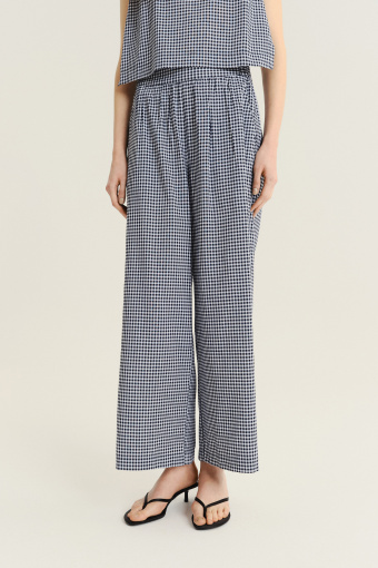 Bawełniano-wiskozowe spodnie w kratę vichy 