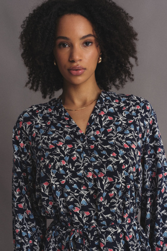 Wiskozowa sukienka z nadrukiem typu łączka