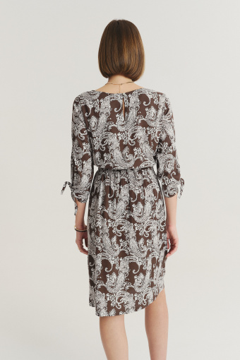 Wiskozowa sukienka z nadrukiem paisley
