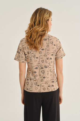 Beżowy printowany t-shirt