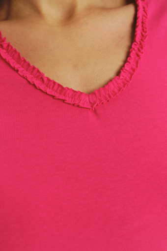 Dopasowany top w różowym kolorze