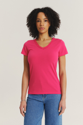 Dopasowany top w różowym kolorze