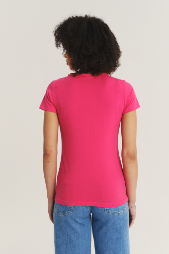 Dopasowany top w różowym kolorze