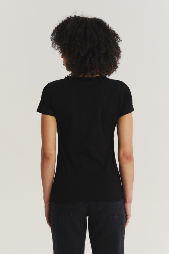 Czarny dopasowany top