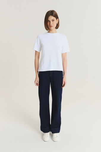 Basicowy biały t-shirt