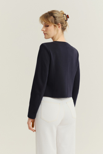 Elegancki krótki żakiet w granatowym kolorze