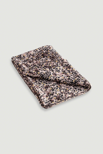 Apaszka z efektownym printem animal Apaszka z efektownym printem animal