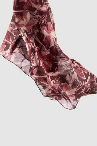 Efektowna apaszka z printem flowers