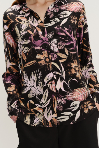 Kobieca koszula z nadrukiem w kolorowe kwiaty Kobieca koszula z nadrukiem w kolorowe kwiaty
