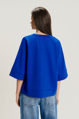 Kobaltowa luźna bluza z rękawami 3/4