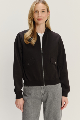 Casualowa bluza w kolorze czarnym 