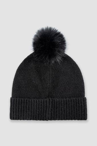 Casualowa czarna czapka z pomponem