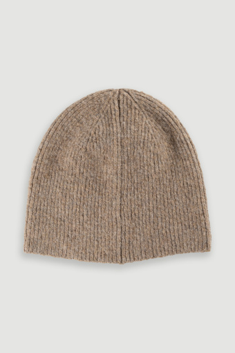 Klasyczna czapka w brązowym kolorze