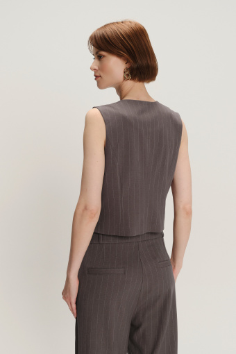 Elegancka kamizelka w delikatne prążki Elegancka kamizelka w delikatne prążki