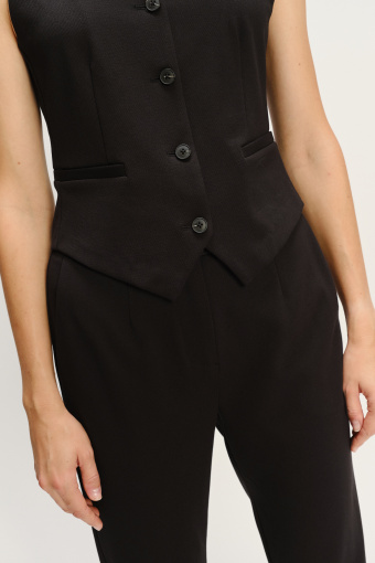 Klasyczna czarna kamizelka