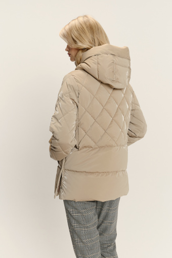 Pikowana beżowa kurtka z kapturem 