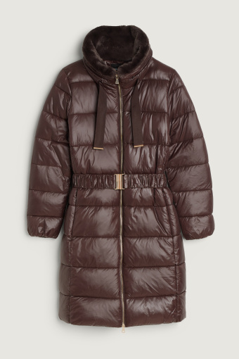 Stylowa pikowana kurtka z paskiem w talii