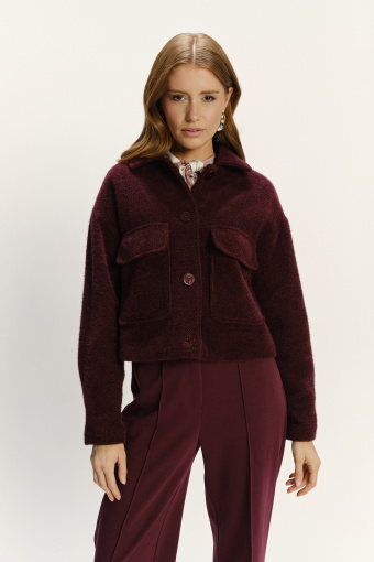 Burgundowa krótka kurtka o luźnym fasonie