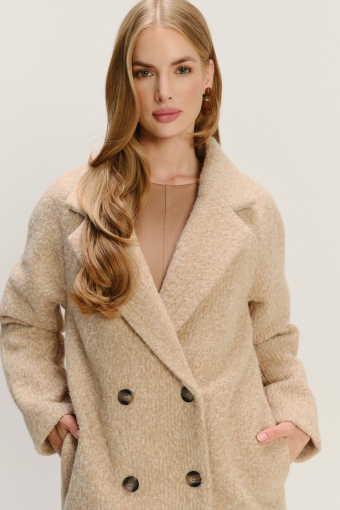 Efektowny dwurzędowy  płaszcz jasny beż