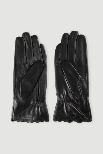 Czarne skórzane rękawiczki