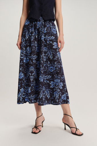 Spódnica midi w błękitne kwiaty