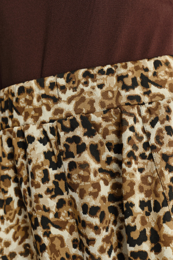 Trapezowa spódnica w panterkę 