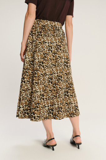 Trapezowa spódnica w panterkę 