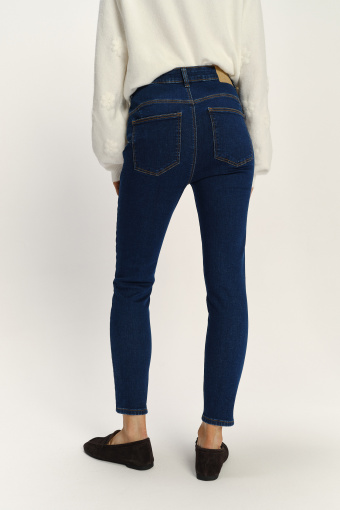 Klasyczne granatowe jeansy push up