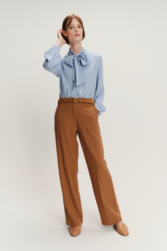 Klasyczne brązowe spodnie z wysokim stanem