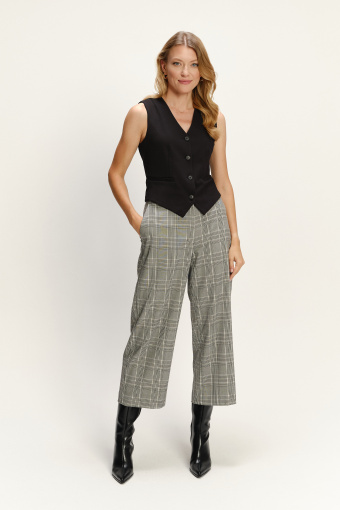 Luźne jasnoszare spodnie w kratę