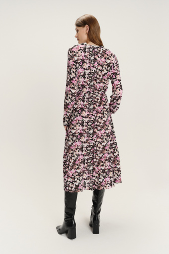 Sukienka midi z długim rękawem nadruk w różowe kwiaty