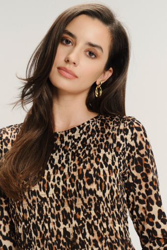 Stylowa sukienka midi z printem animal