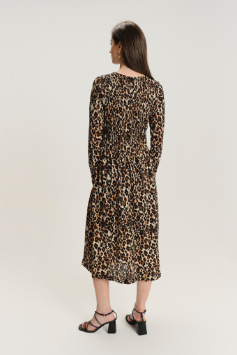Stylowa sukienka midi z printem animal