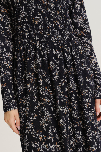 Czarna printowana sukienka midi