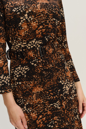 Sukienka midi z paskiem w talii nadruk animal