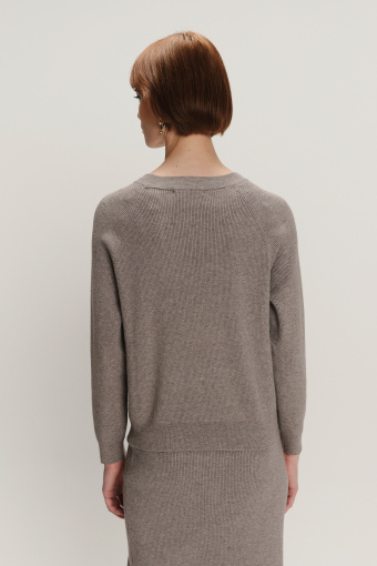 Szary casualowy sweter z ozdobnymi guzikami