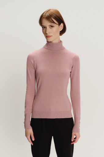 Sweter z golfem w kolorze pudrowo-różowym 