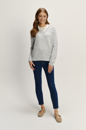 Klasyczny sweter z dekoltem V baby blue