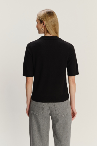 Efektowny czarny sweter z krótkim rękawem 