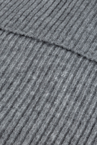 Szary komfortowy komin