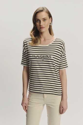 Kremowy top z drobne kontrastowe paski