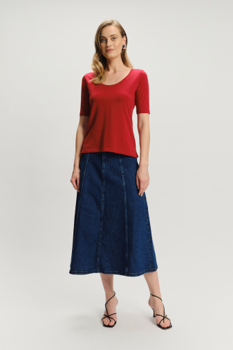 Top w kolorze ciemnej czerwieni