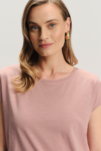 T-shirt w kolorze zgaszonego różu T-shirt w kolorze zgaszonego różu