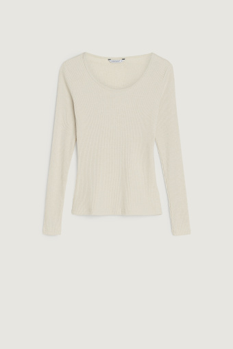 Kremowy longsleeve z miękkiej dzianiny