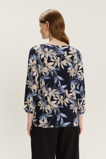 Czarny top w beżowo-niebieskie kwiaty Czarny top w beżowo-niebieskie kwiaty