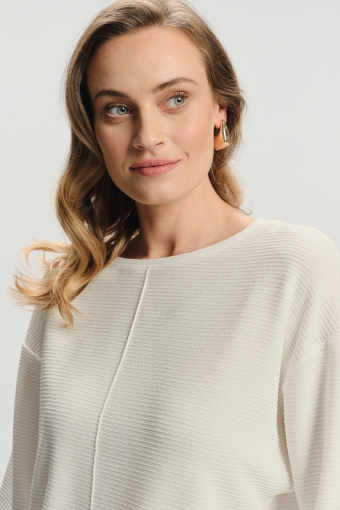 Kremowy top z rękawem 3/4