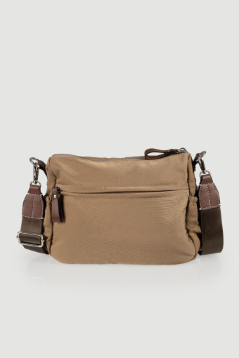 Praktyczna listonoszka w stylu casual