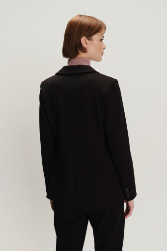 Klasyczny czarny żakiet