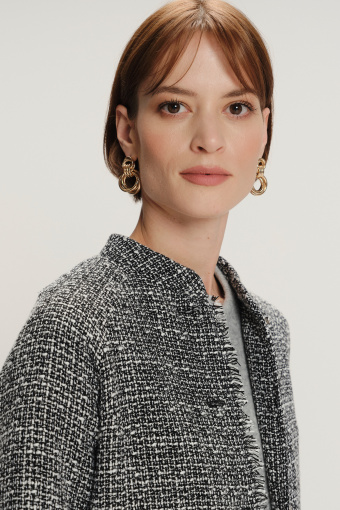 Pudełkowy krótki żakiet czarno-biały  Pudełkowy krótki żakiet czarno-biały