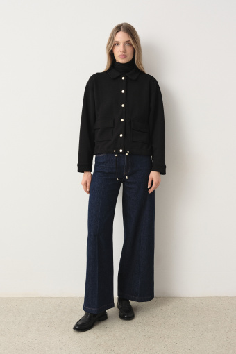 Rozpinana czarna bluza